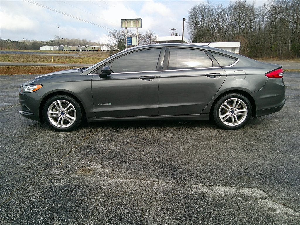 2018 Ford Fusion Hybrid SE