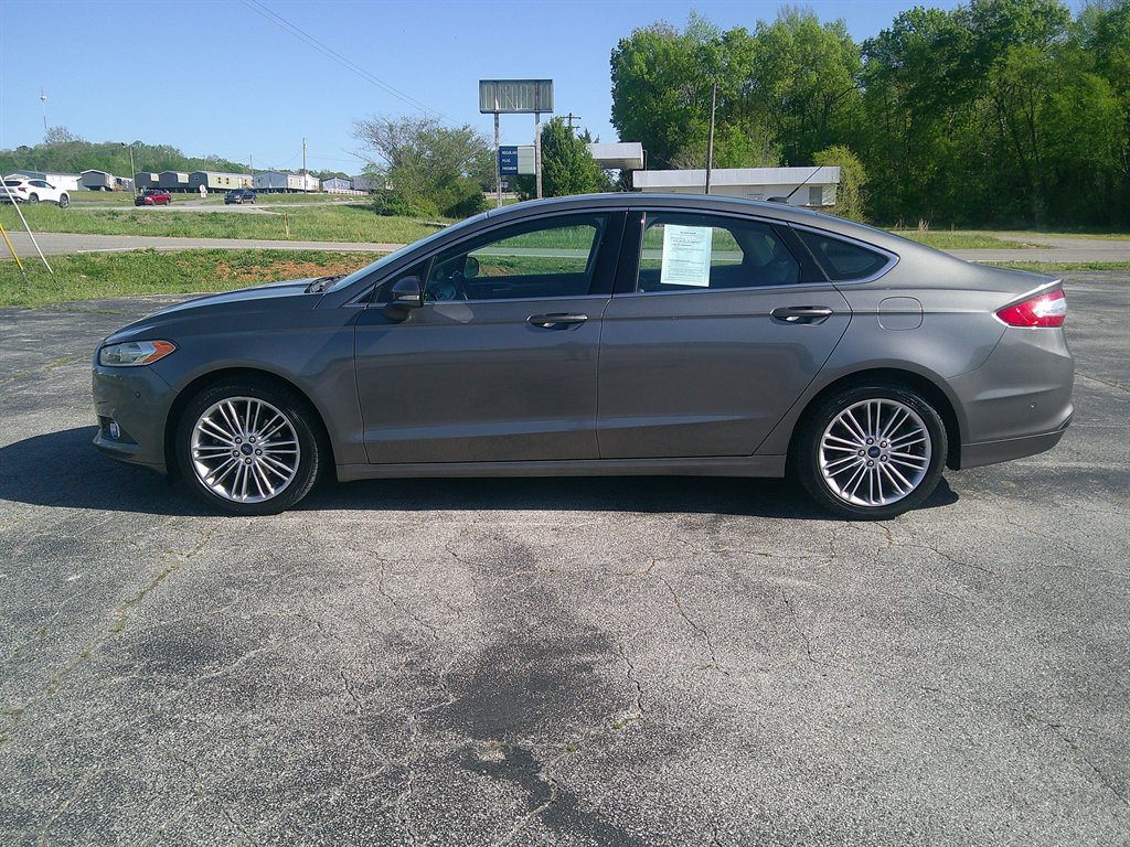 2014 Ford Fusion SE