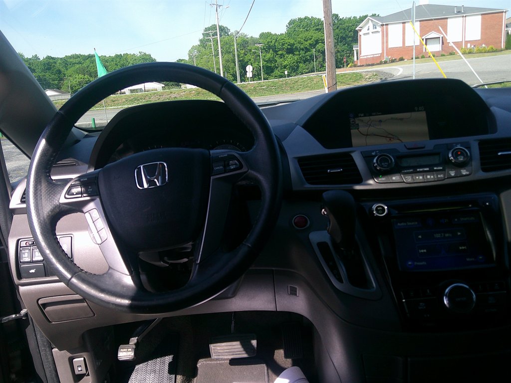 2014 Honda Odyssey EX-L - Photo 9