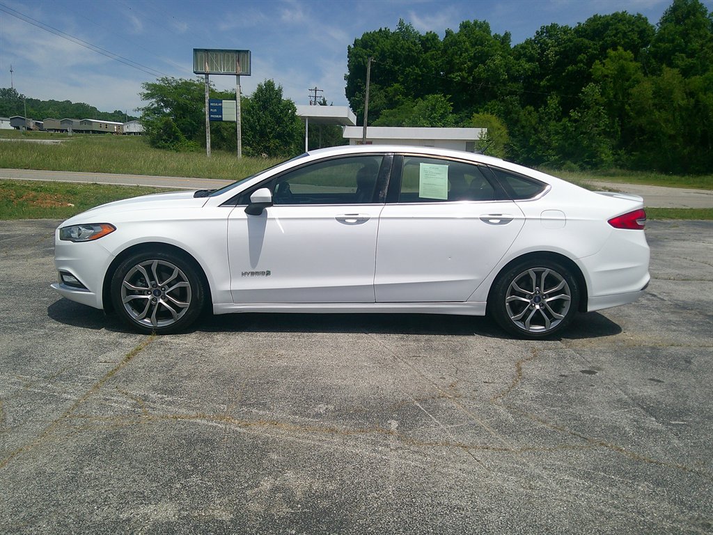 2017 Ford Fusion Hybrid SE