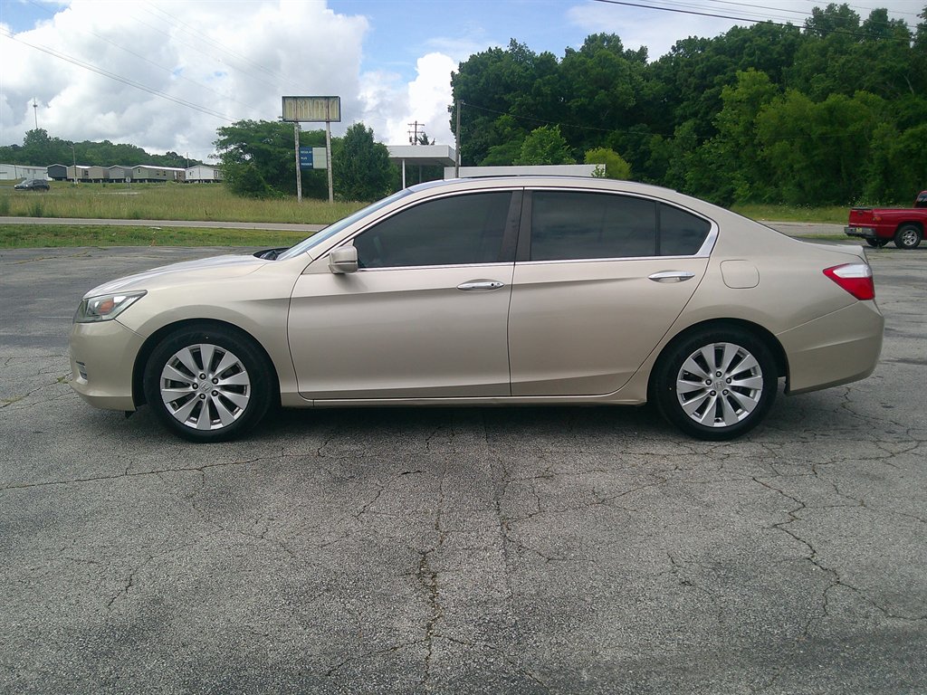 2013 Honda Accord EX Auto's photo